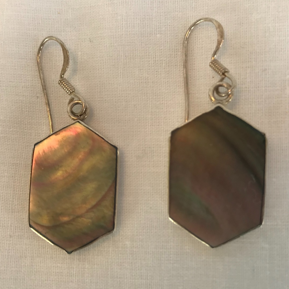 NEW! Mother of Pearl 925 Sterling Silver Earrings
